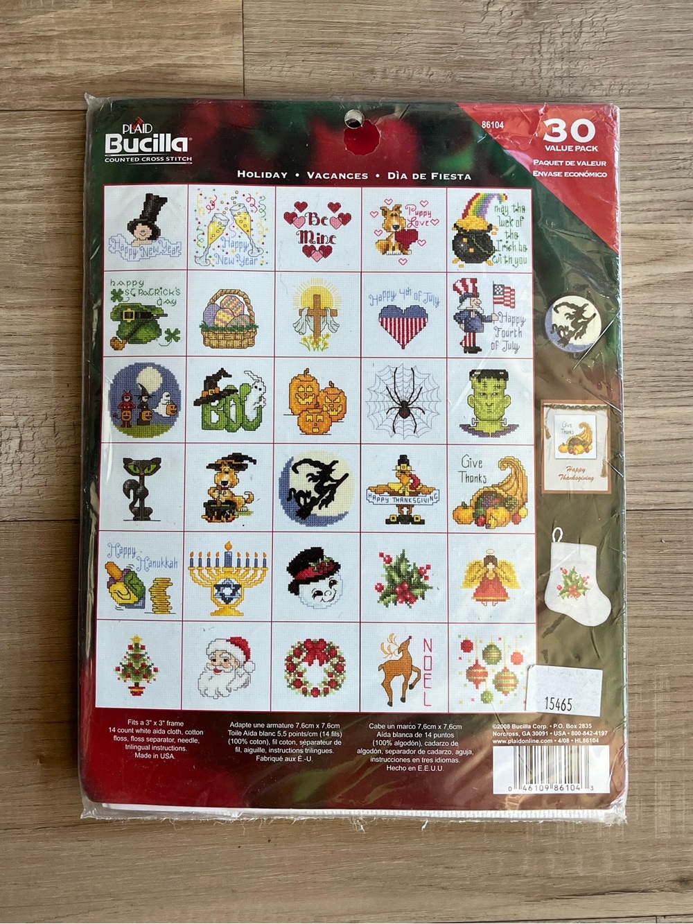 Bucilla Holiday Cross Stitch 30 Count Ornament Kit
